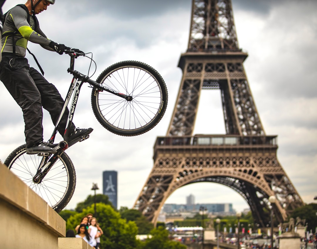 Bike tours Paris